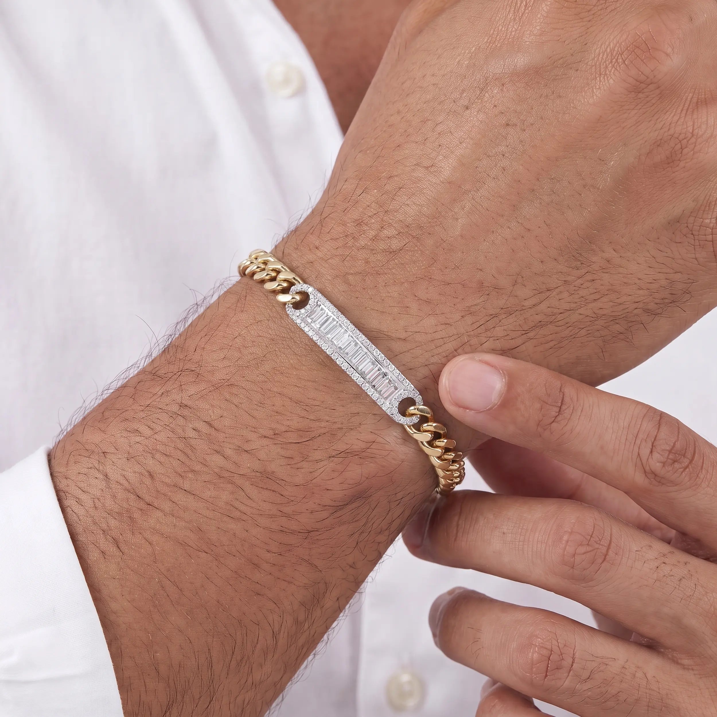 Baguette Diamond Bar Curb Link Men's Bracelet Bracelet