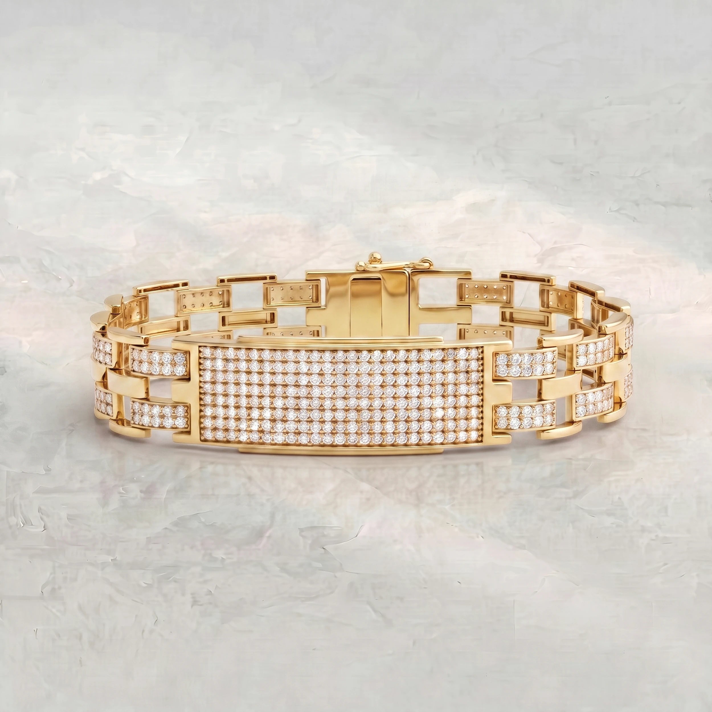 Pave Set Round Diamond Men's Bracelet Bracelet